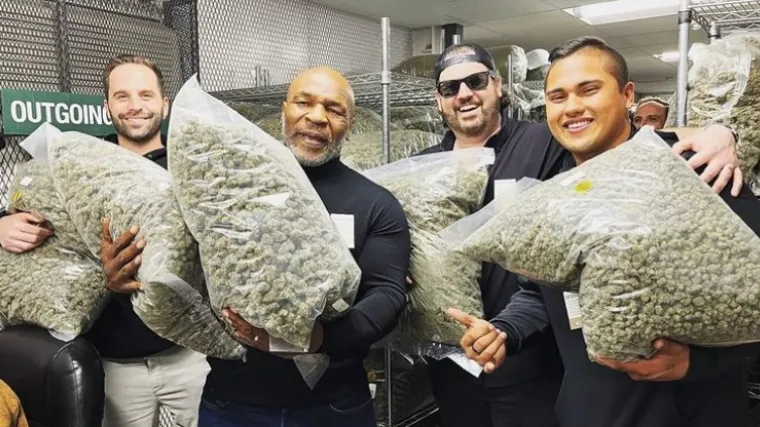 Mike Tyson mjesečno popu&scaron;i trave za 294.640 kuna