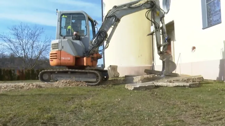 Mise su slavili u &scaron;atoru: Stanovnici Gornje Stubice sami krenuli u obnovu crkve, a na kraju su dočekali i europske novce