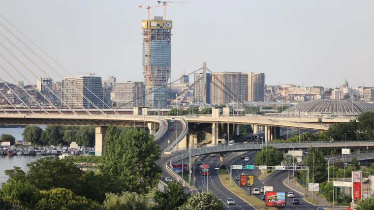 Izbrio veliki požar u centru Beograda na rezidenciji hrvatskog veleposlanika! Bi&scaron;čević za RTL: 'Srećom, nikog nije bilo unutra'