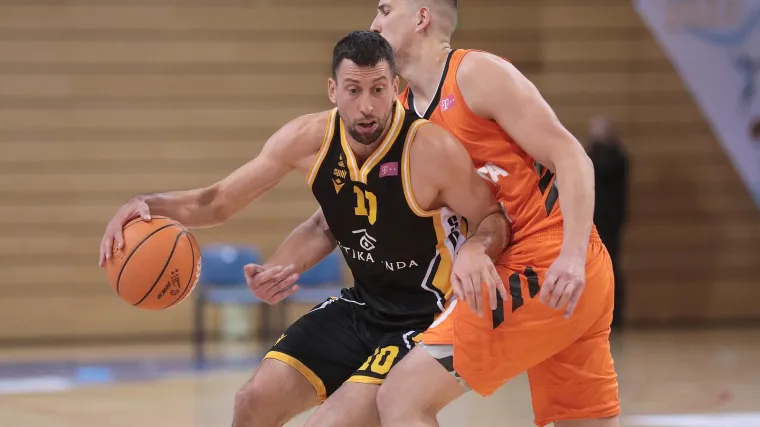 Cibona i Cedevita Junior tijesnim pobjedama do zagrebačkog ogleda u finalu Kupa