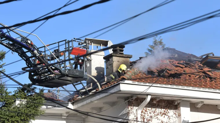 Požar u rezidenciji hrvatskog veleposlanika u Beogradu nije podmetnut: 'Grijemo se na plin i stra&scaron;no sam se upla&scaron;ila'