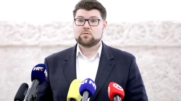 Grbin nakon prozivanja zbog naknade za odvojeni život odlučio: '50 tisuća kuna neću vratiti u državni proračun, idu u humanitarne svrhe'