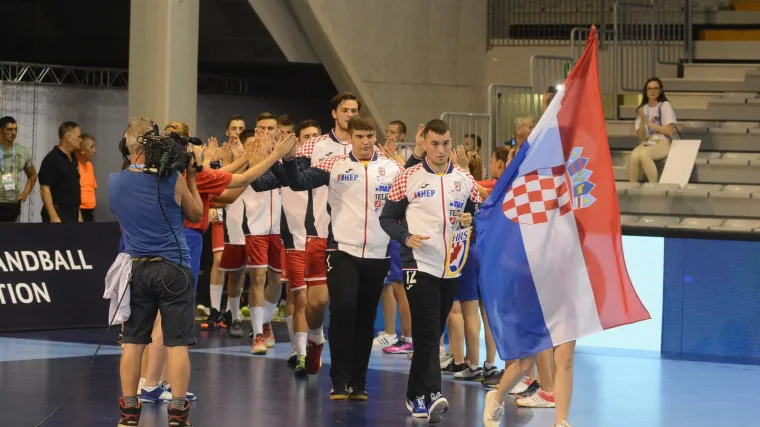 Hrvatsku juniorsku reprezentaciju ždrijeb gurnuo u skupinu smrti na Europskom prvenstvu u rukometu