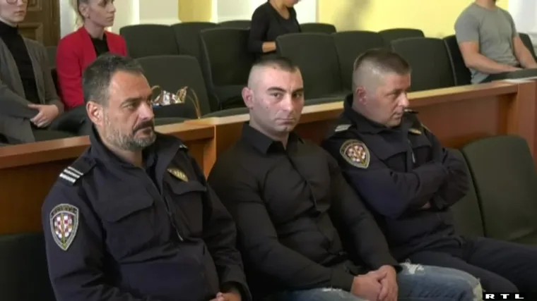 Daruvarca bi, nakon dva smanjenja kazne, jo&scaron; i ranije oslobodili - bio je dobar u zatvoru. Pravosudni policajci ogorčeni