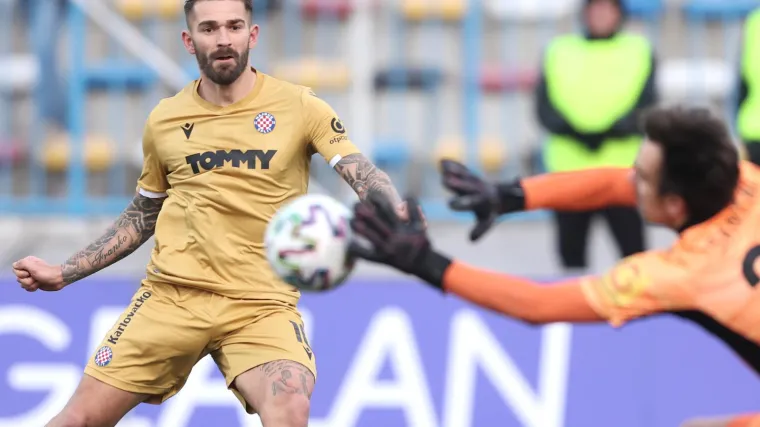 Marko Livaja je drugi najbolji strijelac svijeta u 2022., u jednoj kategoriji mu i veliki Robert Lewandowski gleda u leđa