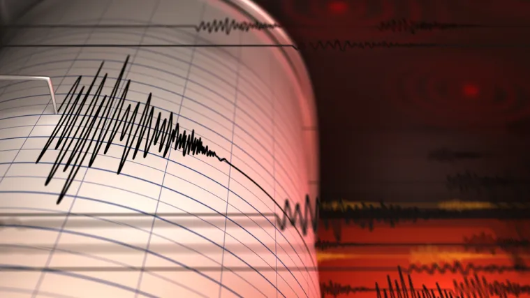 Snažan potres magnitude 5,6 prema Richteru pogodio je u ponedjeljak Novi Zeland