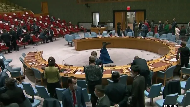 Putinovo priznanje separatista uzdrmalo svijet, sve do Vučića koji je otvoreno priznao da je između čekića i nakovnja