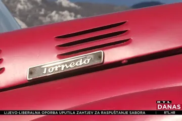 Muzejski eksponat tijekom dana krenuo iz Virovitice prema muzeju u Rijeci i nestao... Dorijan Dukić otkriva tajnu Oldtimera