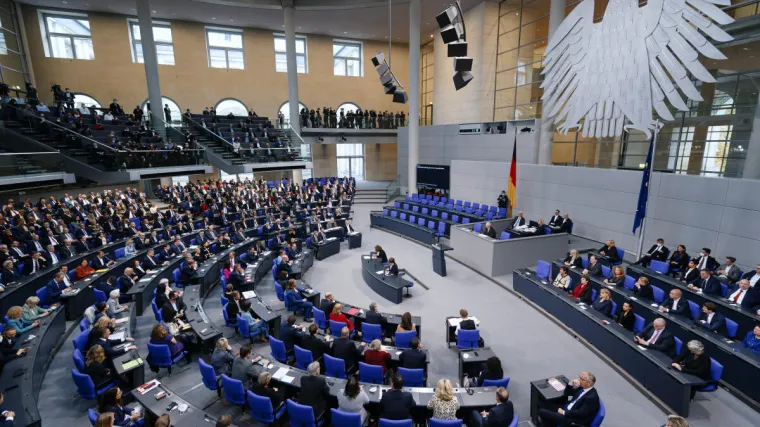 Vlada Njemačke podići će minimalnu satnicu na 12 eura. U kunama bi to bila peteroznamenkasta minimalna mjesečna plaća