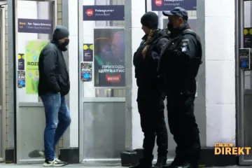 Ekipa RTL-a noć provodi u jednom metrou, s tisućama Ukrajinaca sa strepnjom dočekuju jutro. Evakuacije nema tijekom večeri