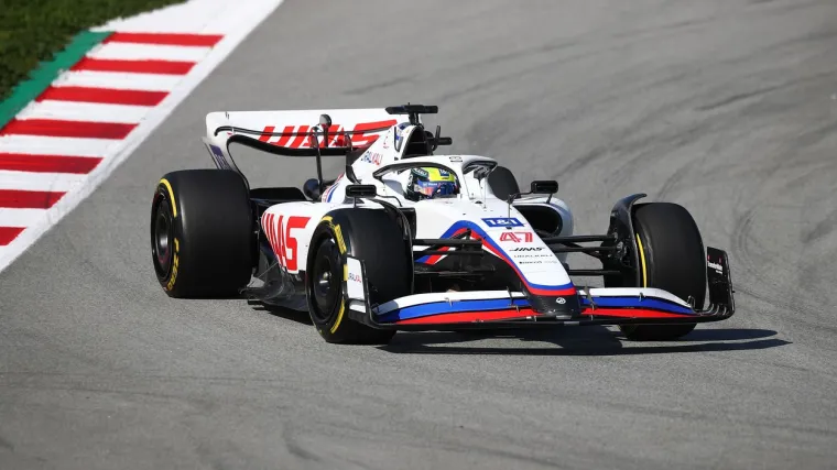 Logična odluka: Američka F1 momčad koja se utrkuje s ruskim bojama na bolidu mijenja liveriju