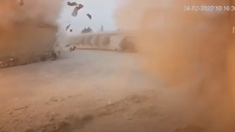 VIDEO Kamere zabilježile ruske napade na Ukrajinu. Granatirane regije, eksplozija uništila i skladište u Odessi