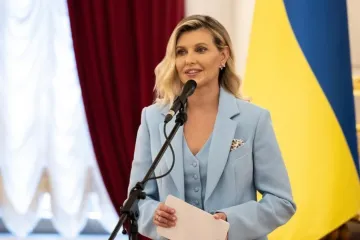 Tko je Olena Zelenska? Prva dama Ukrajine supruga je upoznala još u školi, a njegovu političku karijeru u početku nije podržavala