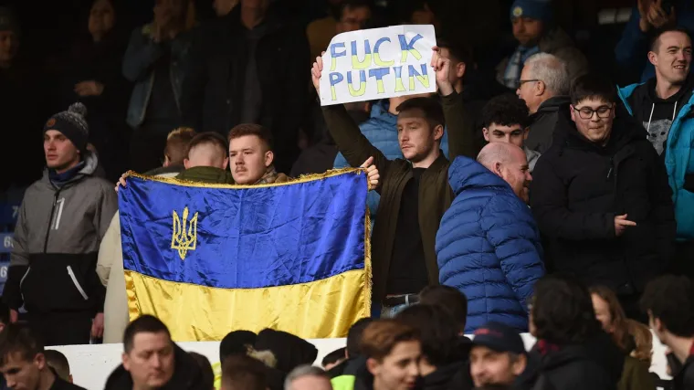 Pogledajte emotivne scene s Godison Parka, Ukrajinci plakali, na stadionu poruke podr&scaron;ke