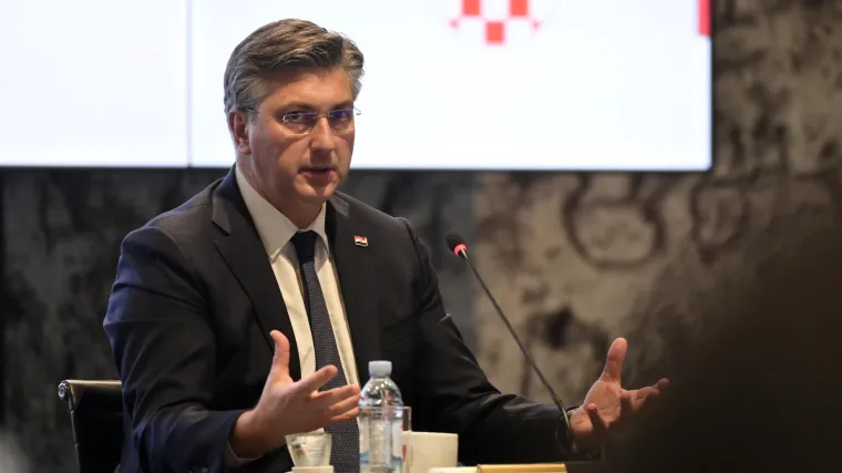 Premijer Plenković: 'Zabranit ćemo letove ruskim aviokompanijama. &Scaron;aljemo li oružje u Ukrajinu? Radimo na tome'
