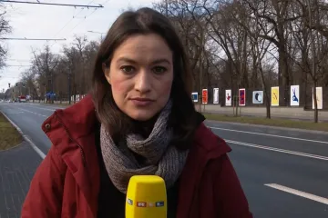 Reporterka RTL-a iz Poljske: 'Neki čekaju i po 60 sati da uđu. Jedna obitelj doslovce je imala slike djece na A4 papiru. Tresli su se'