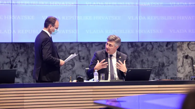 Plenković: 'I Hrvatska podržava uskraćivanje Rusiji pristupa SWIFT-u. Posebno cijenim &scaron;to nas podržava oporba'