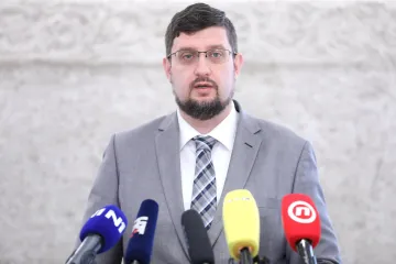 Čuraj: 'Podržali smo mjere protiv Rusije i pomoć Ukrajini. Sberbanka je stabilna i likvidna'