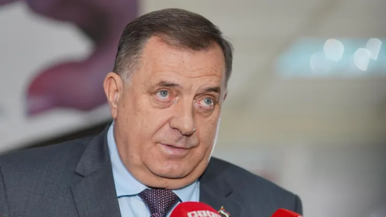 Kom&scaron;ić traži da BiH slijedi politiku sankcija EU. Dodik hvali Putina: 'Znam Putina i on je veoma odgovoran i veliki državnik'