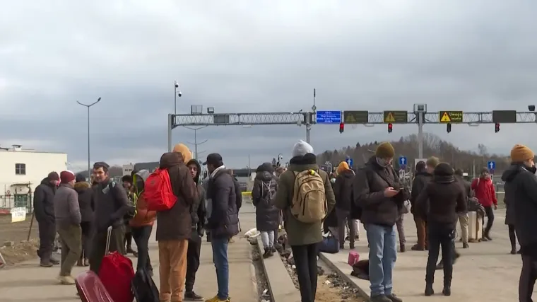 Zbog Putina tisuće ljudi iz Ukrajine bježi iz domova: 'Ovo mi je promijenilo život, ne mogu vam ni prepričati te prizore'