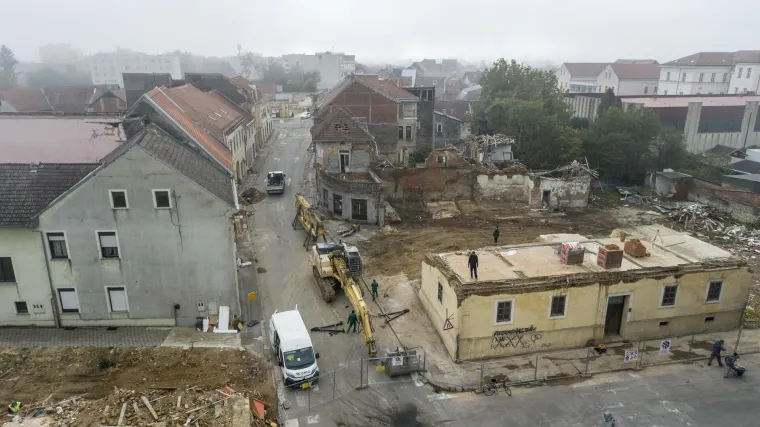 Iz Sredi&scaron;njeg državnog ureda javljaju: 'Unatoč krizi zbog rata u Ukrajini, obnova ide redovitim tokom'