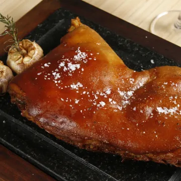 Ne treba vam ražanj, odojak možete savr&scaron;eno ispeći u pećnici. Slijedite ove korake