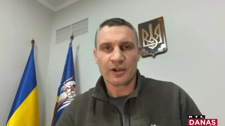 &Scaron;esti je dan rata, a prava bitka za grad tek počinje. Vitalij Kličko poslao poruku građanima nakon &scaron;to je sru&scaron;en televizijski toranj