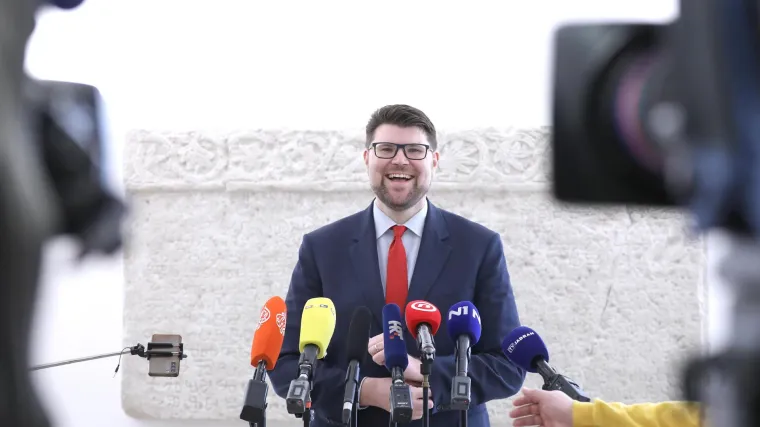 Oporba je složna: 'Rekonstrukcija Vlade odmah', Grbin: 'Slovenija i Mađarska i ne razmi&scaron;ljaju o odgodi izbora'