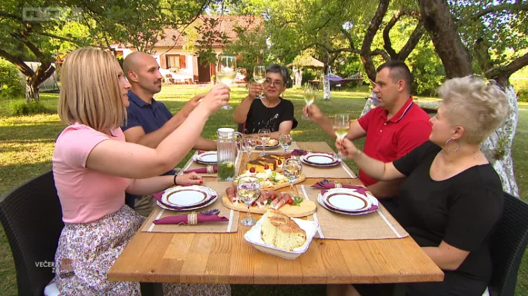 'Ocjene nisu mjerilo znanja - osim ako u 'Večeri za 5 na selu' ne kuhaju Dubrovčani i Ličani!'