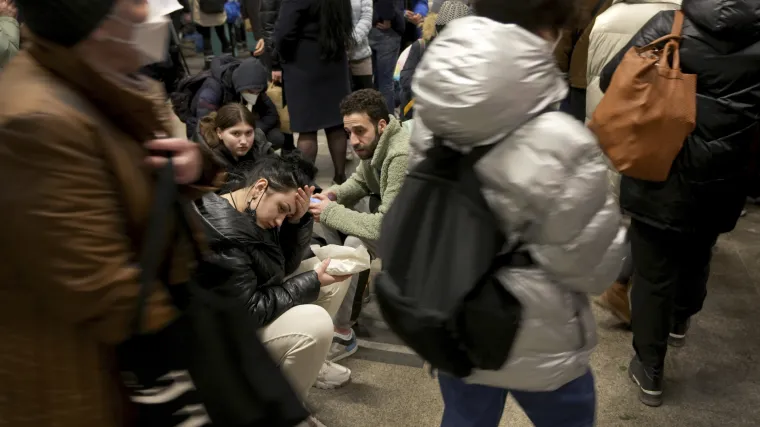 Ukrajinci danima u skloni&scaron;tima bez hrane i vode, u okolici Kijeva iznimno te&scaron;ko. Rusi tvrde: 'Vi&scaron;e od 700 ljudi evakuirano je'