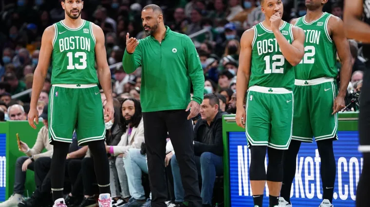 NBA zvijezda prozvala vodstvo NBA lige i bivši klub: 'Licemjeri! Meni ste prijetili kaznom, a sad nosite ukrajinske zastave'