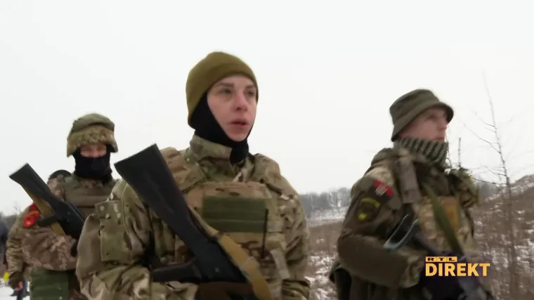 Kala&scaron;njikove uzele i kozmetičarke, studentice, političarke, prave Molotovljeve koktele. Direkt i Dan žena u Ukrajini