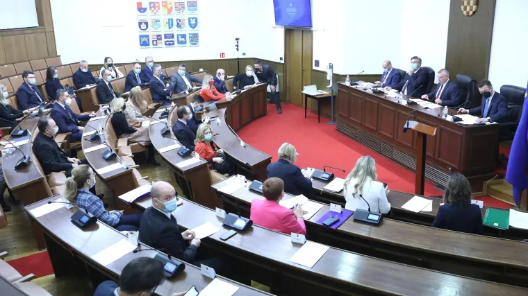 Oporba sasula paljbu po novom ministru Paladini: 'On je ruski igrač, netransparentan je'