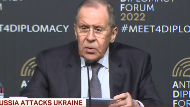 Lavrov: Putin ne odbija sastanak sa Zelenskim, moramo pripremiti stvari. Bolnica? Evo zašto su je napali...