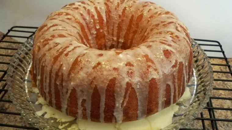 Kolač od naranče i jogurta osvježavajući voćni desert