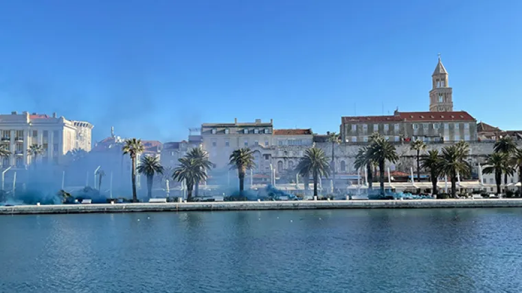 Zagrijavanje za derbi: Boysi 'obojali' splitsku rivu u plavo