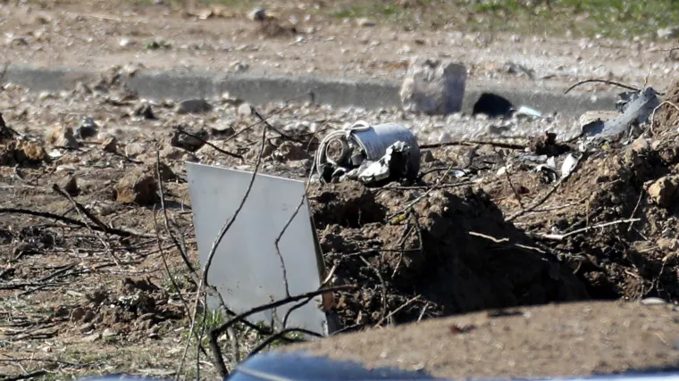 Ukrajinci su na Twitteru demantirali ruske navode o padu letjelice u Krimu, no Zagreb ne spominju