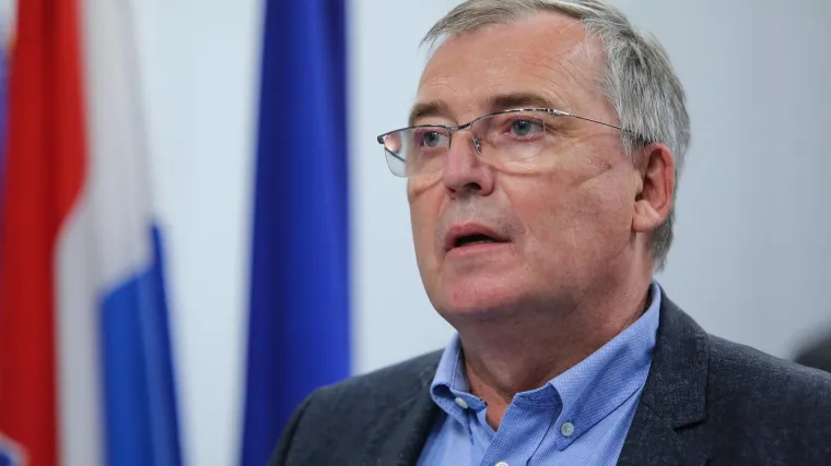 Capak kaže da ni&scaron;ta jo&scaron; od popu&scaron;tanja mjera, ali da blagi porast novozaraženih ne znači novi val