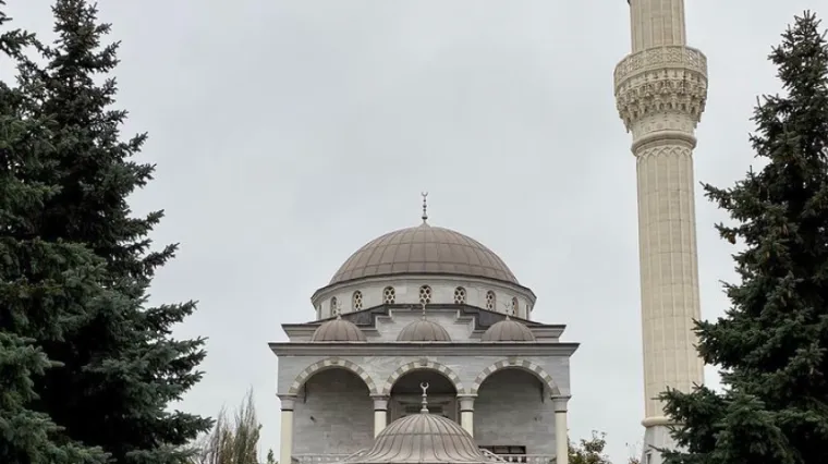 Rusija bombardirala džamiju u Mariupolju u kojoj se skrivalo 80 odraslih i djece: Oni Ukrajinu optužuju za neuspjeh evakuacije