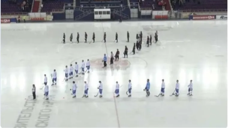 Ruski sporta&scaron;i formirali veliko slovo Z na ledu i pokazali &scaron;to misle o invaziji na Ukrajinu