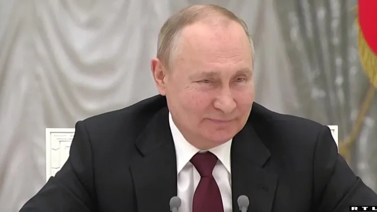 Obavje&scaron;tajni izvori bliski Kremlju tvrde: Putin pati od mentalnog poremećaja izazvanog demencijom ili Parkinsonom