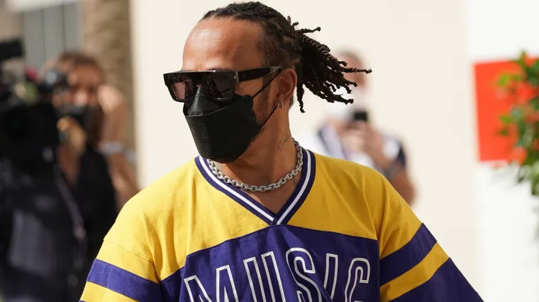 Lewis Hamilton odlučio nositi i majčino prezime: 'Ne razumijem da žena u braku izgubi prezime'