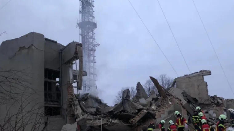 Devet osoba poginulo u napadu na televizijski toranj na zapadu Ukrajine