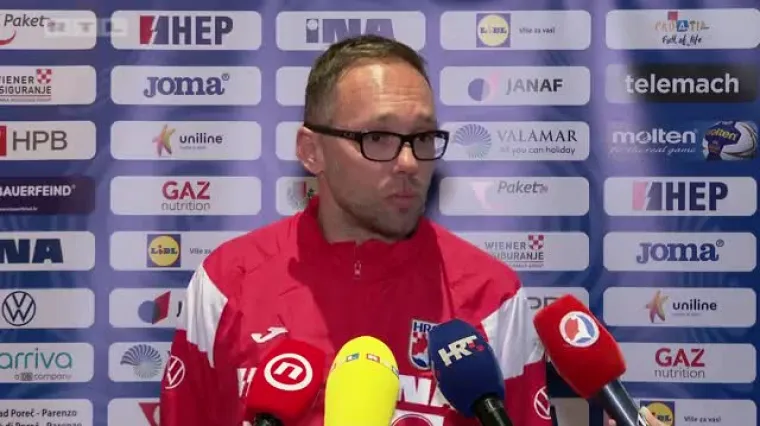Okupila se Hrvatska reprezentacija, izbornik Horvat komentirao popis: 'Igrači se dokazuju u klubovima'