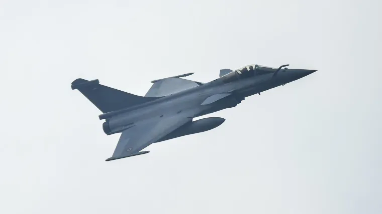 Francuski Rafalei preletjet će Zagreb, a za njima će u akciju presretanja krenuti piloti 191. eskadrile. Oglasio se MORH