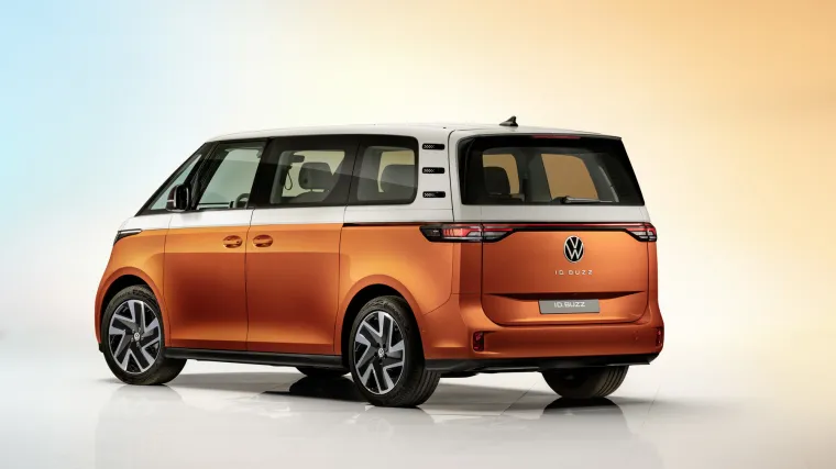 Kultni hippie kombi od sada je električni: VW predstavio novi ID.Buzz, legendarno vozilo u novom ruhu izgleda fantastično