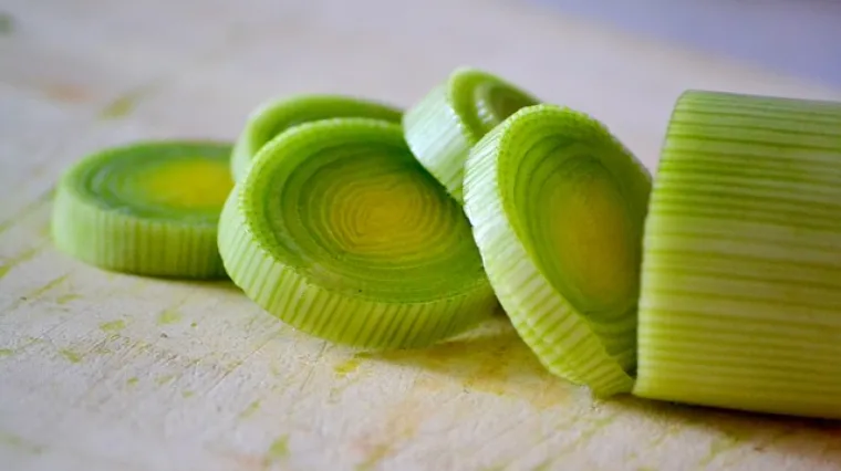 Pita od poriluka kao predjelo, glavno jelo ili međuobrok