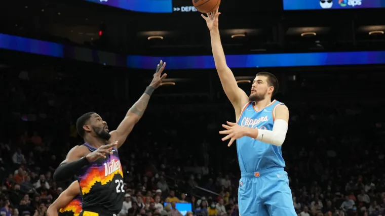 Nismo bili ni svjesni da ovo može, pogledajte &scaron;to je Ivica Zubac napravio protiv Bogdanovićevih Jazzera