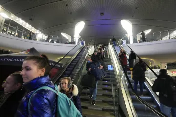 Mlade izbjegle Ukrajinke vrebaju svodnici i trgovci ljudima. Namame ih, a onda tjeraju na prostituciju