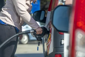 Ministar otkrio nove cijene goriva: Pričekajte s tankanjem, od utorka će biti znatno jeftinije